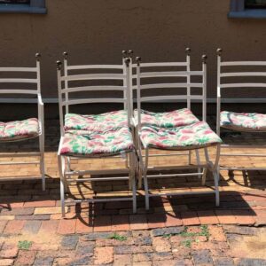 6x wrought iron chairs with cushions