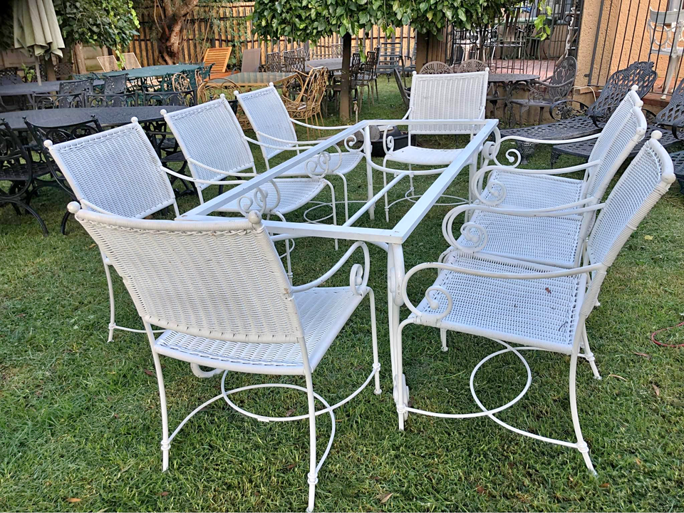 Plaisir du jardin 8 seater wrought iron patio set with heavy glass top Wiila Decor